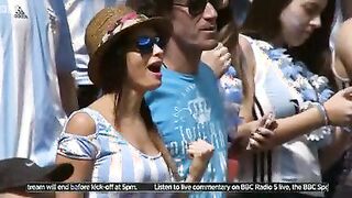 Bouncy Argentine fan chanting along with the crowd.