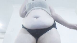 Hello Plump Lovers!! Find more gifs of my curves in the comments :)