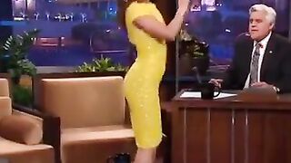 Vanessa Hudgens Booty Popping