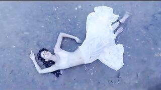 Disha Patani enjoyed in the rain