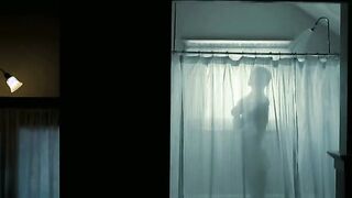 Amanda Seyfried shower in Gone