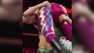Bayley booty fingered by Charlotte
