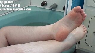 Any hairy BBW foot fans here?