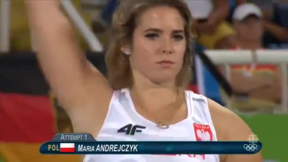 Maria Andrejczyk.