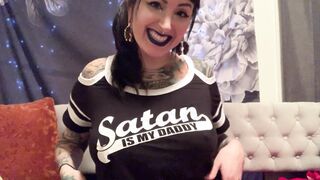 Satan is my Daddy ????