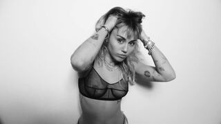 Miley Cyrus see-through bra (2019)