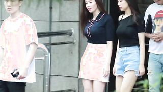 IZ*ONE - Eunbi & Hyewon