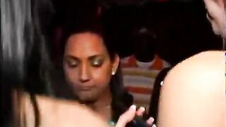 Sexy beauties drink and dance in a nightclub [gif]