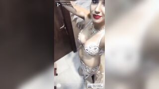 Sexy Irina belly dancer (insta: irina_felicee)