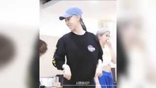 MAMAMOO - Moonbyul