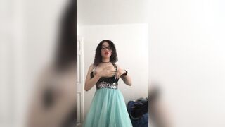 I got so much love on the last vid! Here’s another clip from the wedding day. Enjoy! ???? [F18]