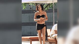 Tessa Thompson has a sexy ass body that needs more attention.