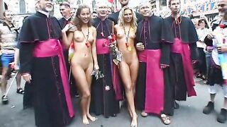 I Love a Parade. Pride festival in Germany. friends show up naked to Pride Parade. Naked at mardi gras [gif]