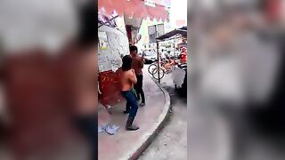 The most hardcore Asian Street fight you'll ever see