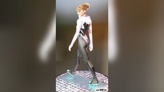 Checking Spider Gwen amazing body (zer05give digital)