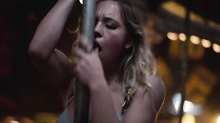 Sydney Sweeney big titty highlight reel from Euphoria