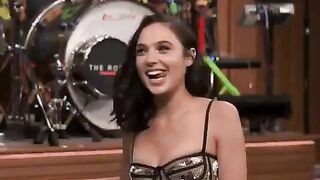 Gal Gadot has a talented tongue