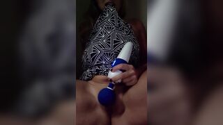 My version of the ''bikini challenge''.. [f].. never watched myself have an ''O'' before ???????? .. sorry for anyone who saw my post before.. it cut off the good part so had to shorten the video ????