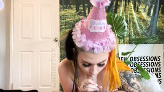 Birthday princess gives daddy a blow job with a facial ending! ????✨