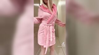 Blonde Rough TikTok Porn