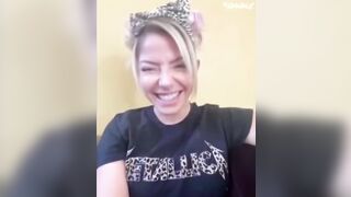 Alexa Bliss Headbang