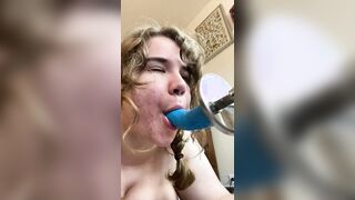 Some more spitty deepthroat…except this time with my fucking machine! ????