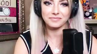 Alexa Bliss Naughty Look ????