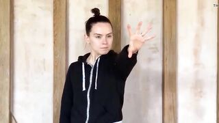 Daisy Ridley controls orgasms using the force