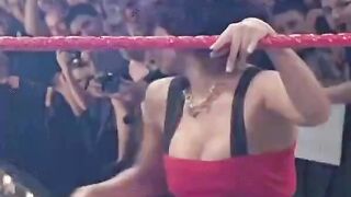 Melina Entrance