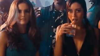 Zoey Deutch and Aubrey Plaza Looking to Get Teamed