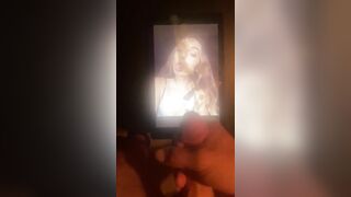 Huge cumtribute