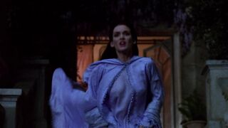 Wynona Ryder Bouncing Braless Bram Stoker&#x27;s Dracula (1080p, Brightened, Slowmo) ...