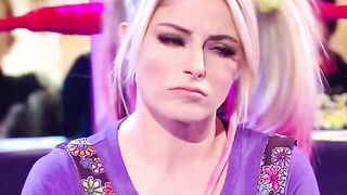 Alexa Bliss Confused ????