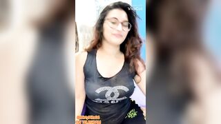 ???????? Gunjan Aras Latest Premium Live 25 Mins+ With Voice Without Bra, Jiggling Boobies! And Showcasing Her Assets!????????