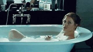 Walking in on friend’s mom in the tub. Seems like she REALLY wants you to stay… [Amy Adams]