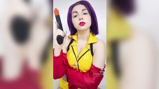 [Self] Just came out of a cryogenic freeze - my Faye Valentine cosplay!