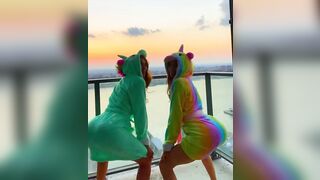 Jen & Yanet: balcony babes