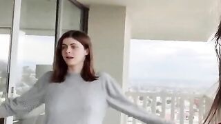 Alexandra Daddario- pokies on point!