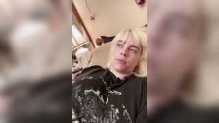 Billie Eilish has mesmerizing boobs