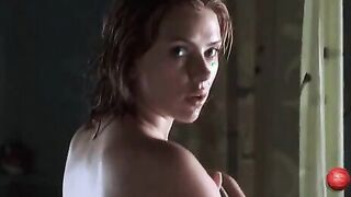 Scarlett Johansson fresh out of the shower