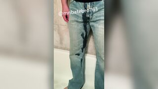 Enjoyed making my first piss vid, so here's another. Got a request for jeans this time!