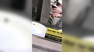 Mall bathroom vid