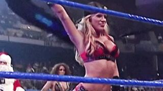 Ashley Massaro (2006). Santa definitely enjoyed watching her dance