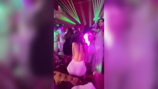 Emily Ratajkowski Twerking at the Party