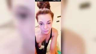 Downblouse TikTok live