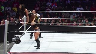 Naomi vs Natalya