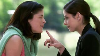 ''...and that's what first base is.'' Sarah Michelle Gellar and Selma Blair in Cruel Intentions