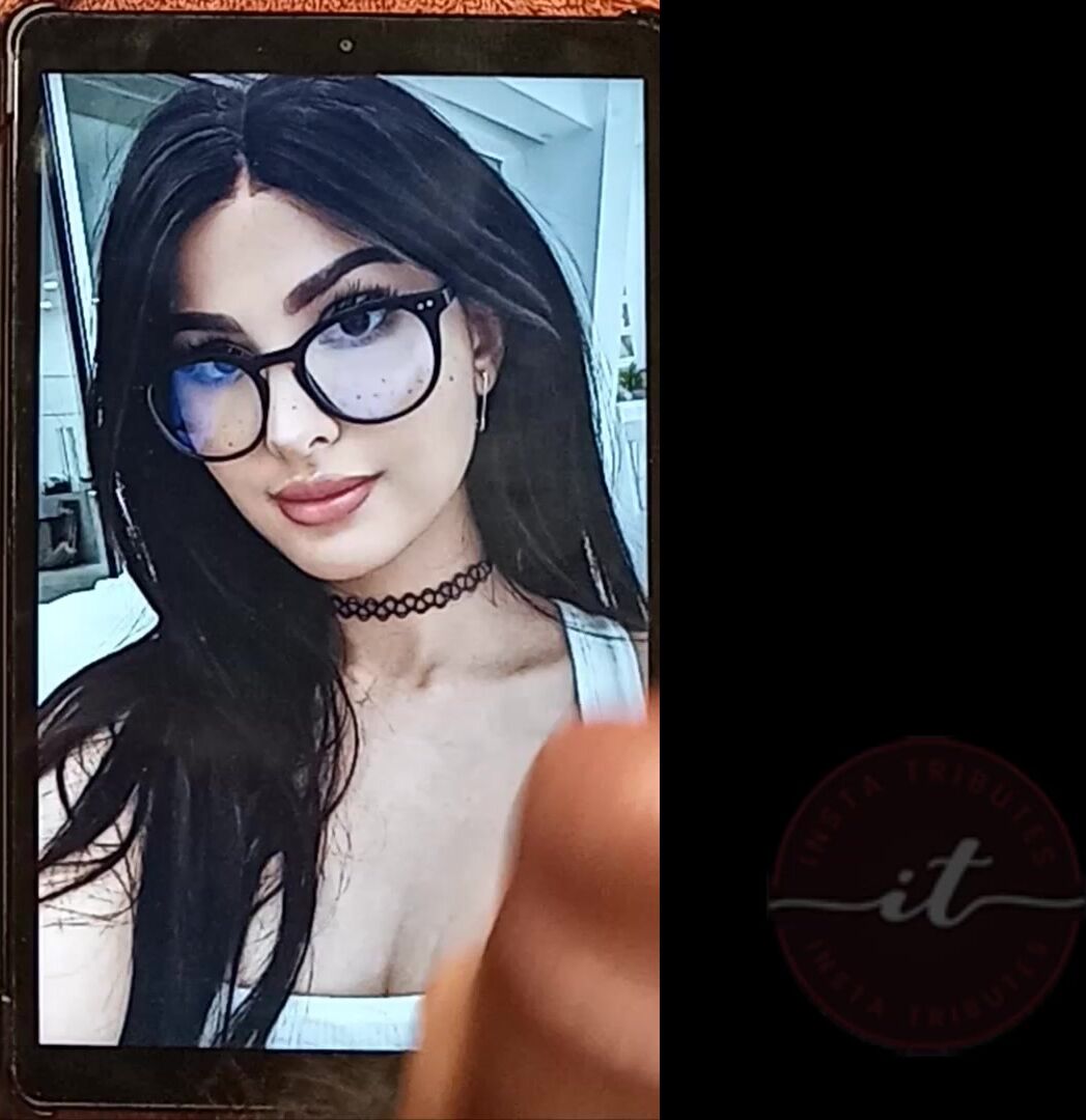 What is sssniperwolf roblox username