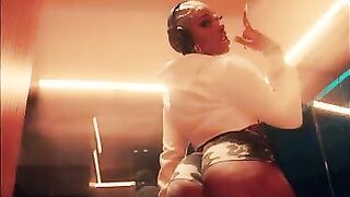 Megan Thee Stallion knows her ass moves like mad