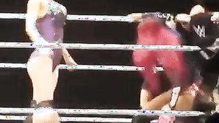 Naomi stinkface Natalya